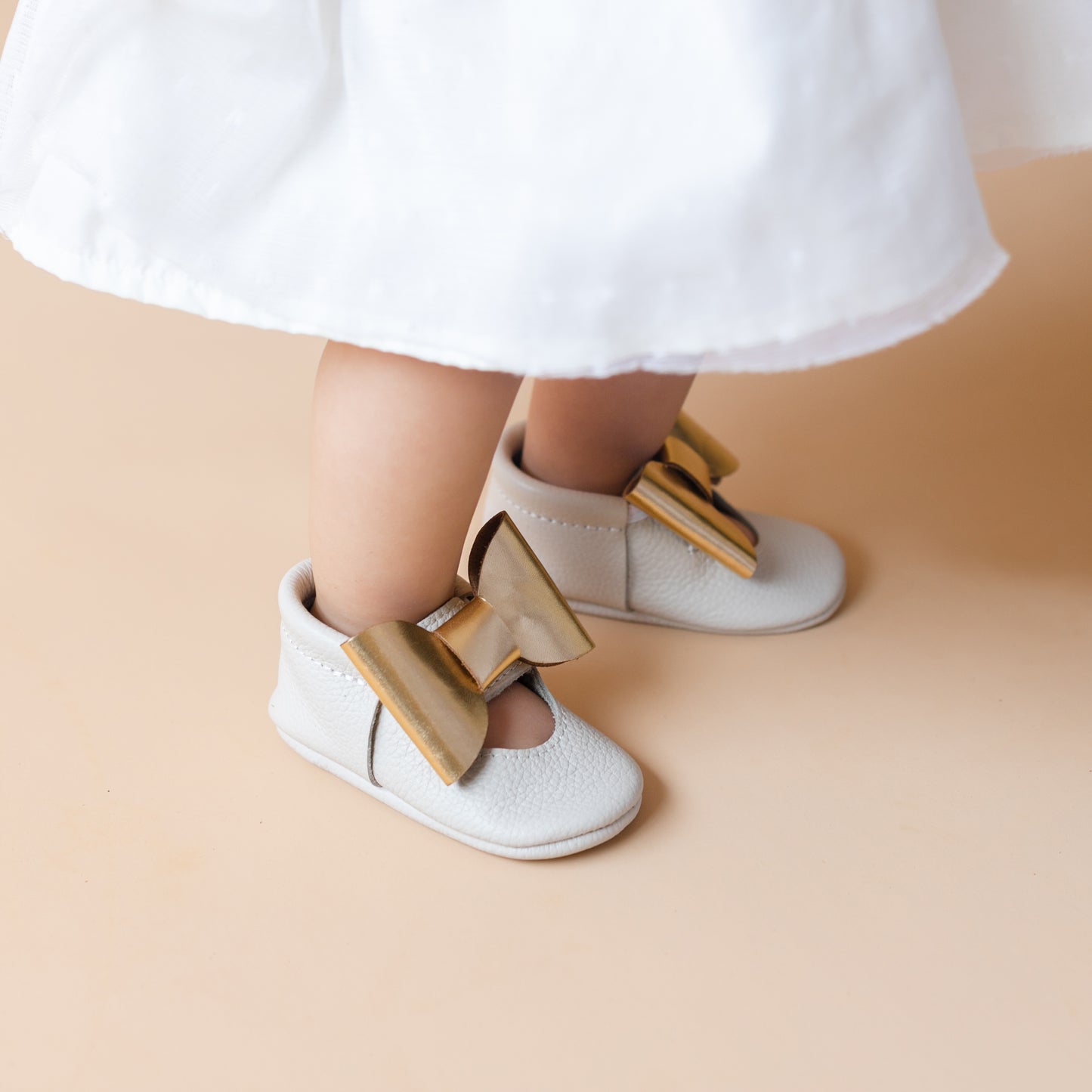 Lola Convertible Off White